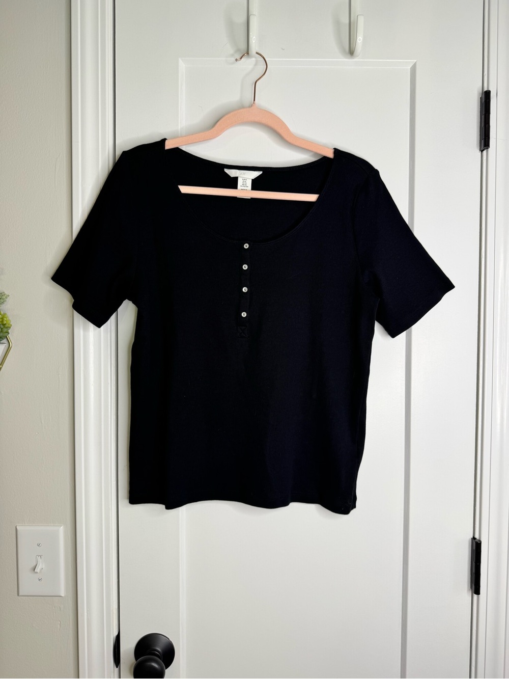 H &M Ribbed Short Sleeve Tee